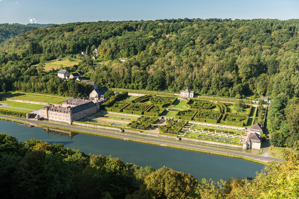 Das Schloss von Freyr mit seinen Gärten, direkt an der Maas gelegen © WBT, Dominik Ketz