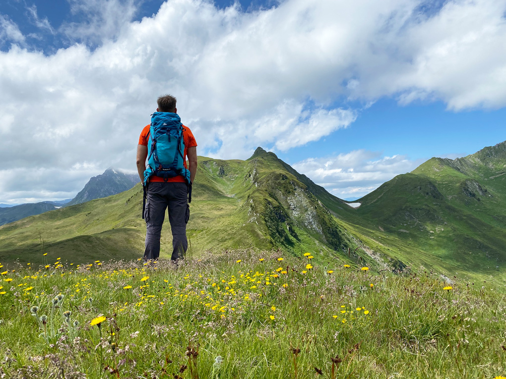 Die ideale Größe des Wanderrucksacks hängt von verschiedenen Faktoren ab. © trendlupe, pixabay