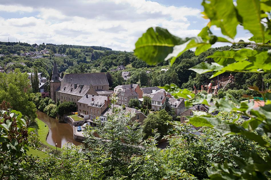Das idyllische Ardennendorf Houffalize © Vayamundo