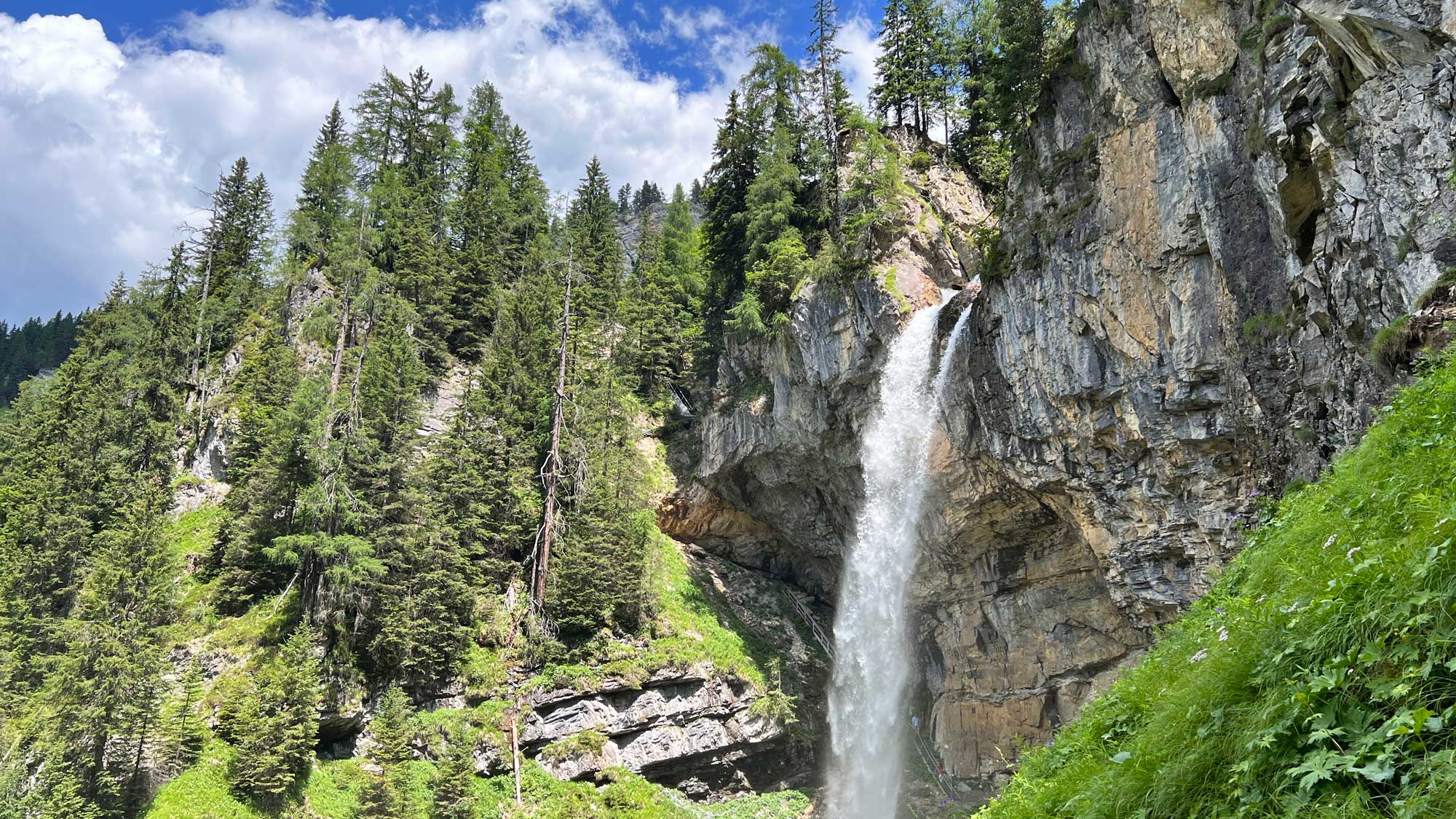 Blick auf den Johanneswasserfall