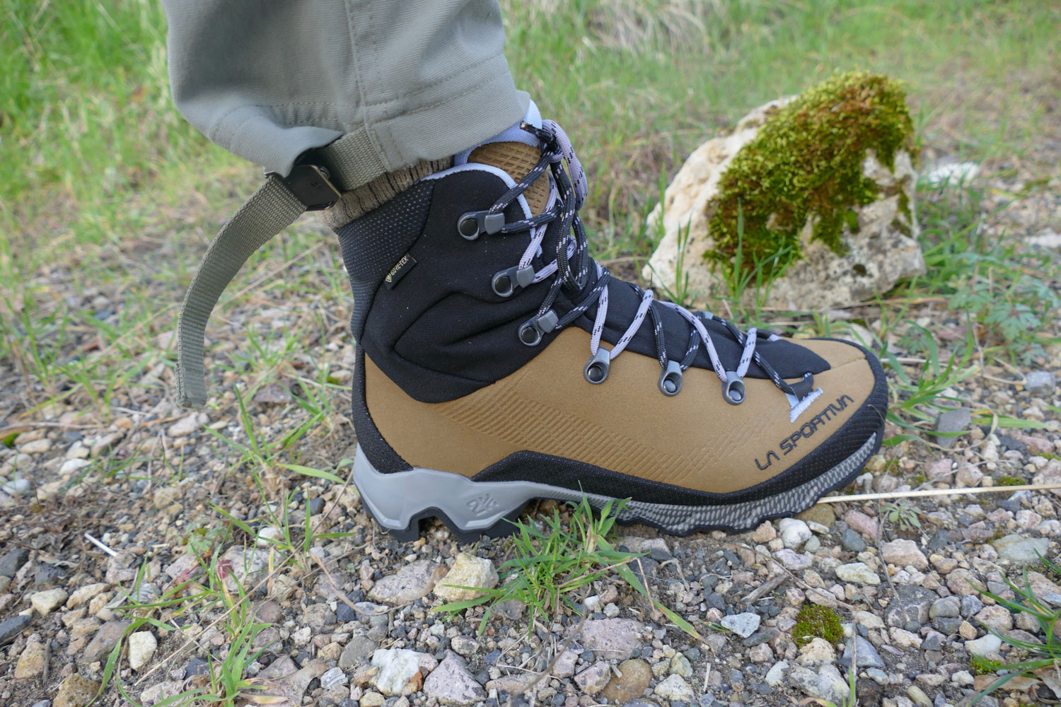 La Sportiva Aequilibrium Trek GTX