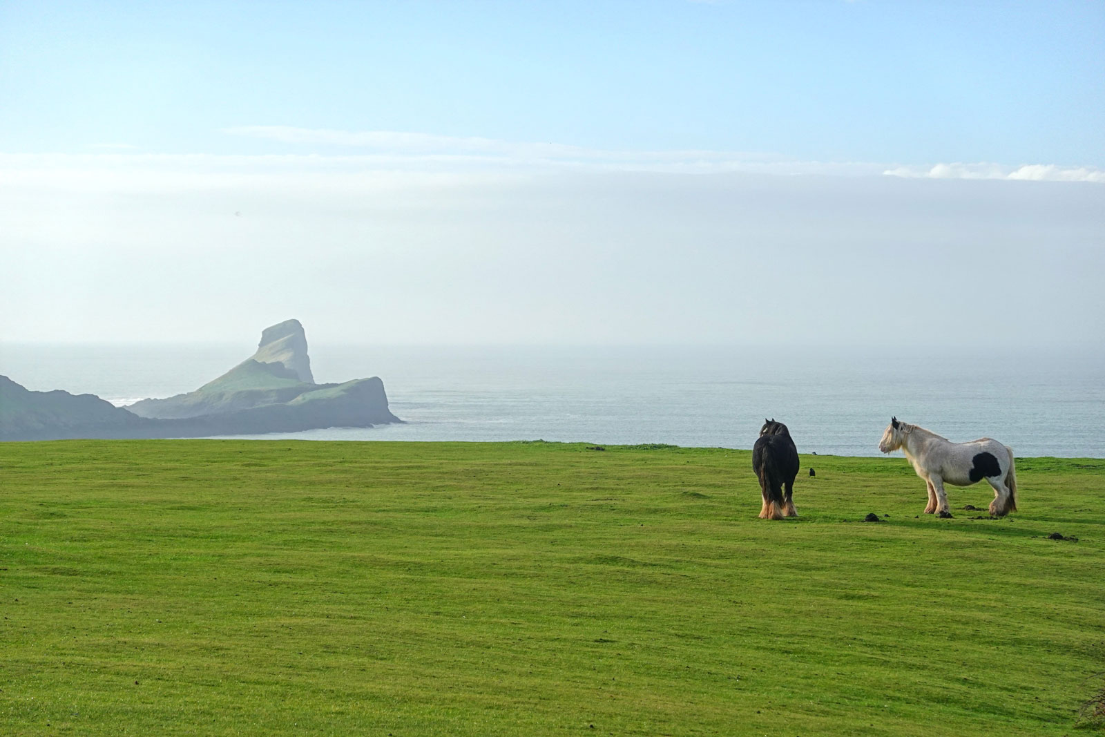 Die Landspitze Worms Head ist zeitweise von den Gezeiten abgeschnitten. Alle Fotos © Sarah Flory
