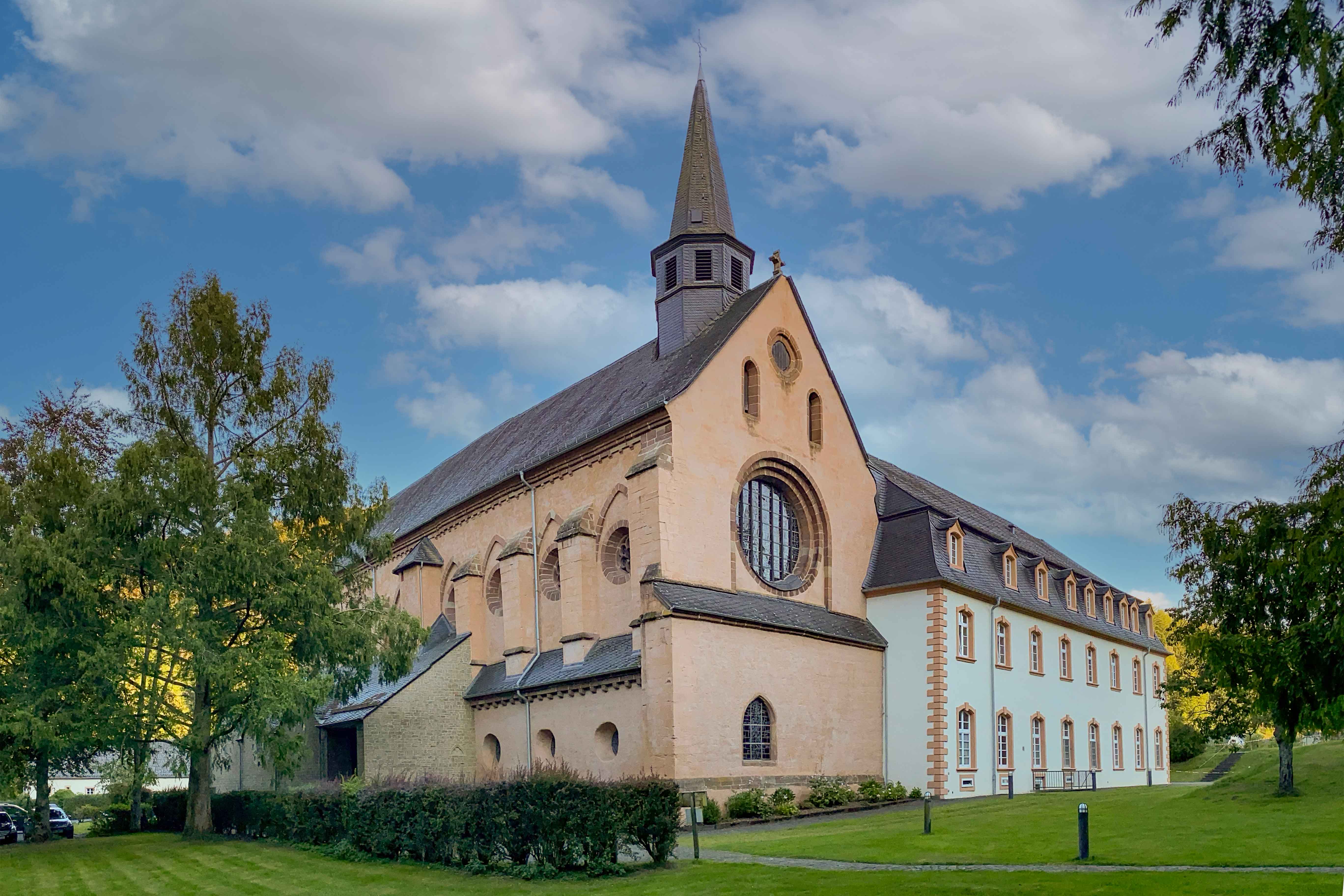 Zu den Spuren der Zisterzienser führt der Bitburger LandGang St. Thomaser Klosterrunde © Rudolf Höser
