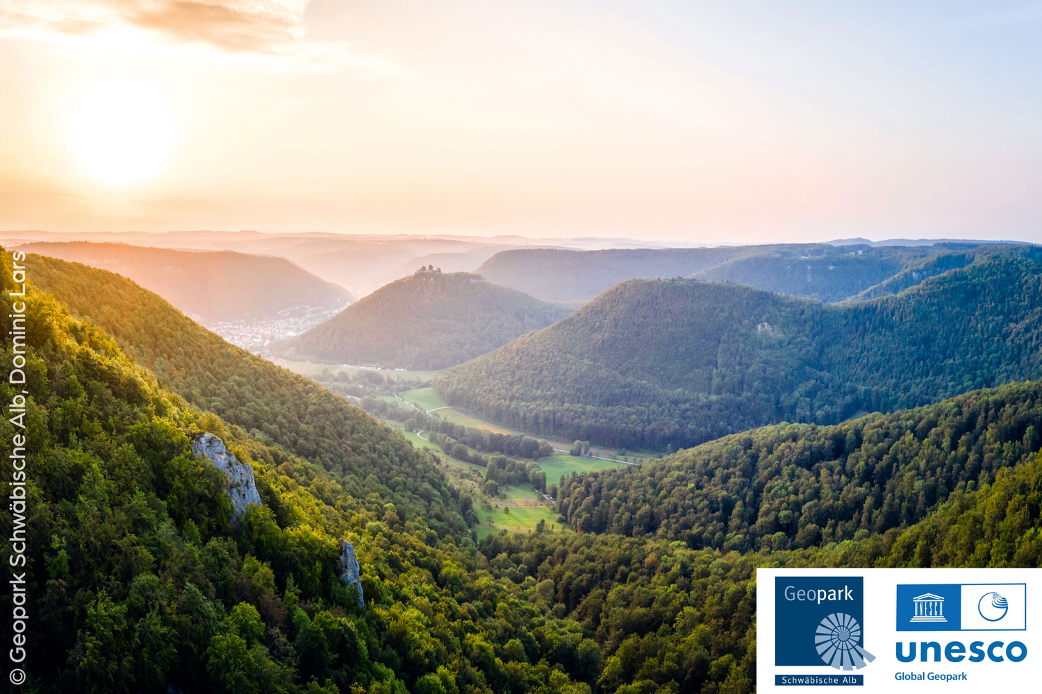 Blick auf den Albtrauf bei Bad Urach