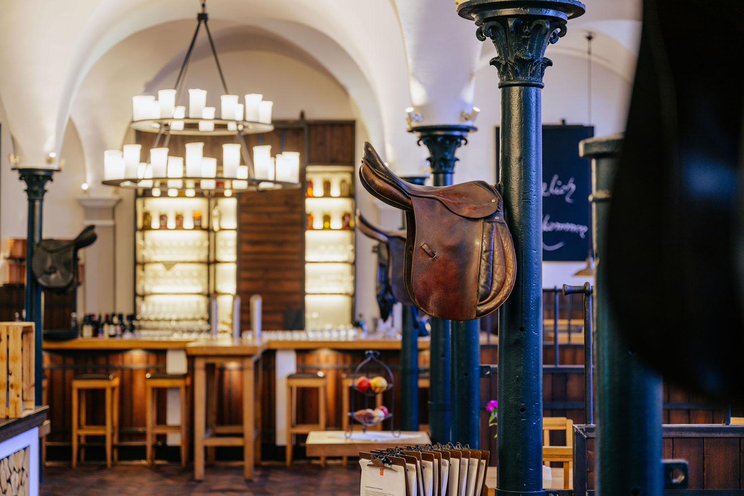 Restaurantambiente in ehemaligen Stallungen